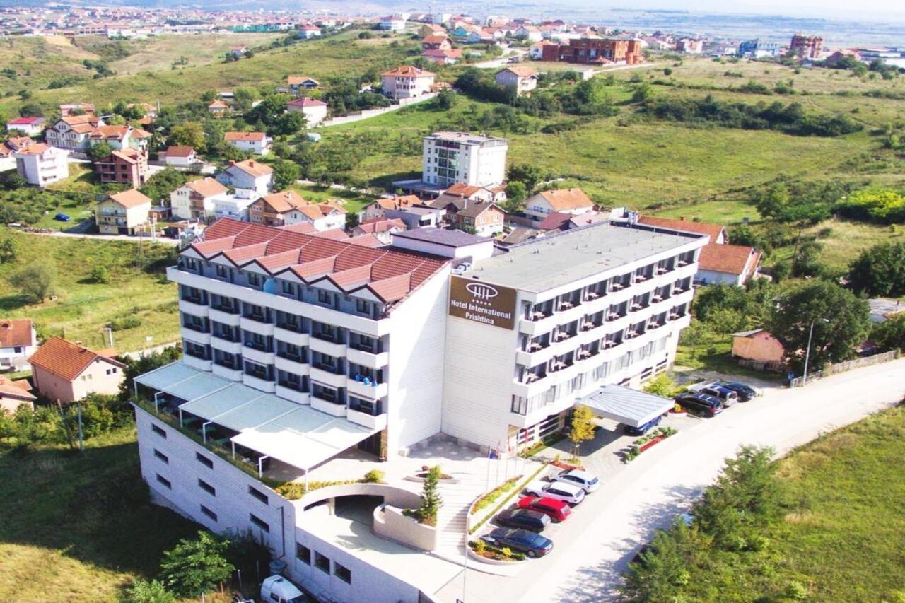 Hotel International Prishtina & Spa Pristina Exterior photo
