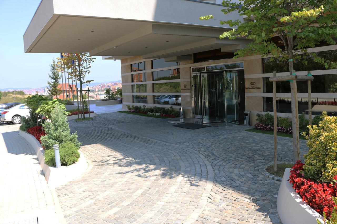 Hotel International Prishtina & Spa Pristina Exterior photo